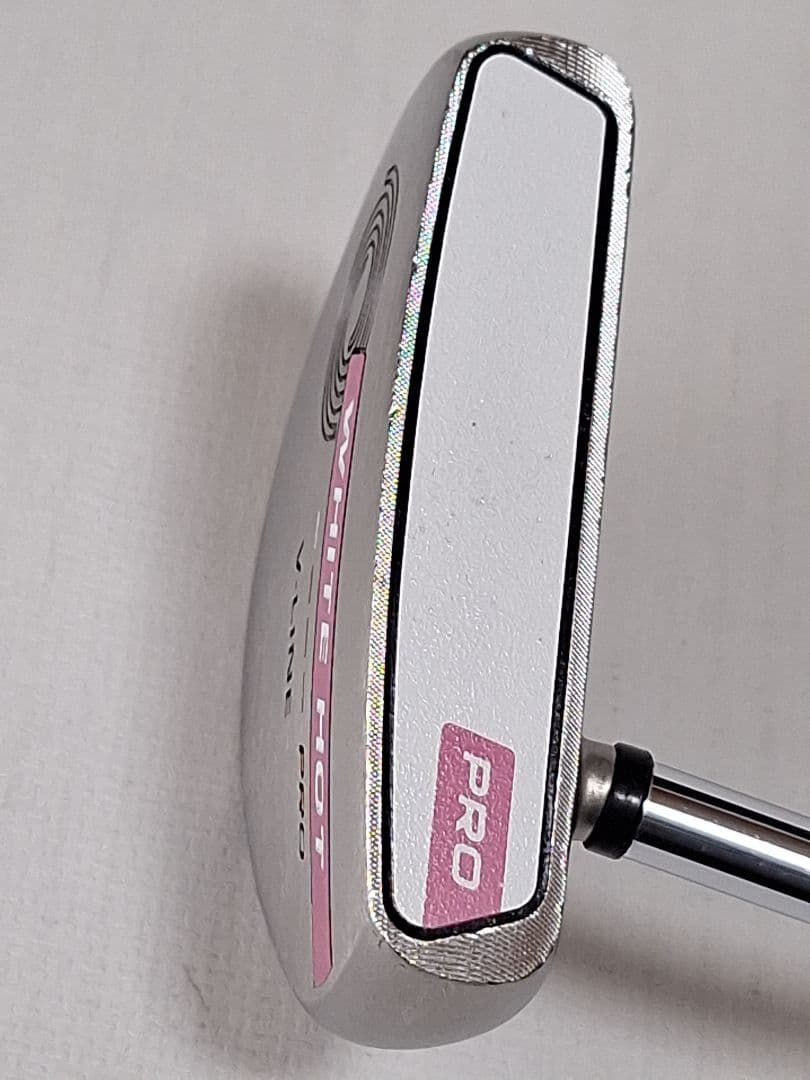 【レディース】 ODYSSEY ホワイトホットプロ V-LINE 32インチ
