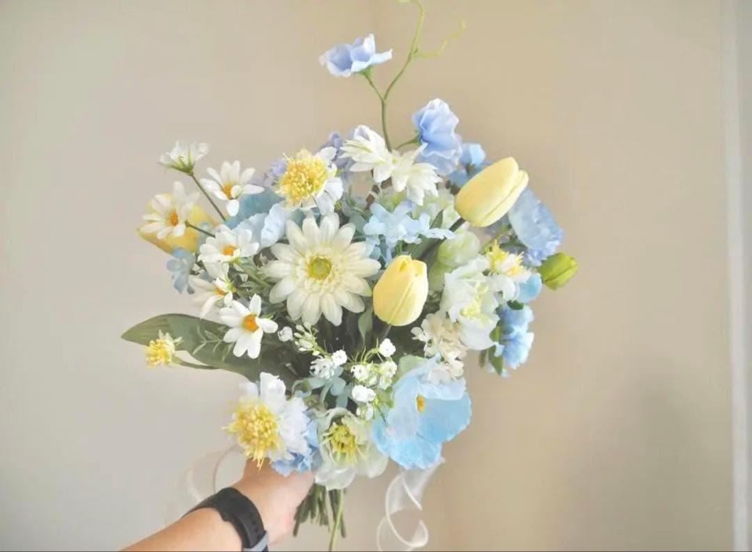 青と白の造花ブーケ　高品質造花のブーケ