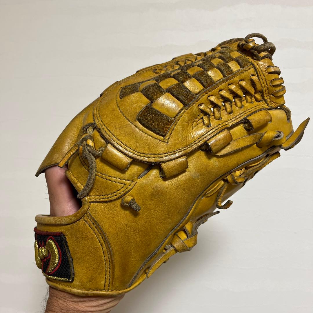 硬式野球グローブ ピッチャー用 ジームス　エポライズ