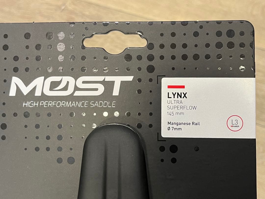 MOST LYNX ULTRA SUPERFLOW サドル 145mm
