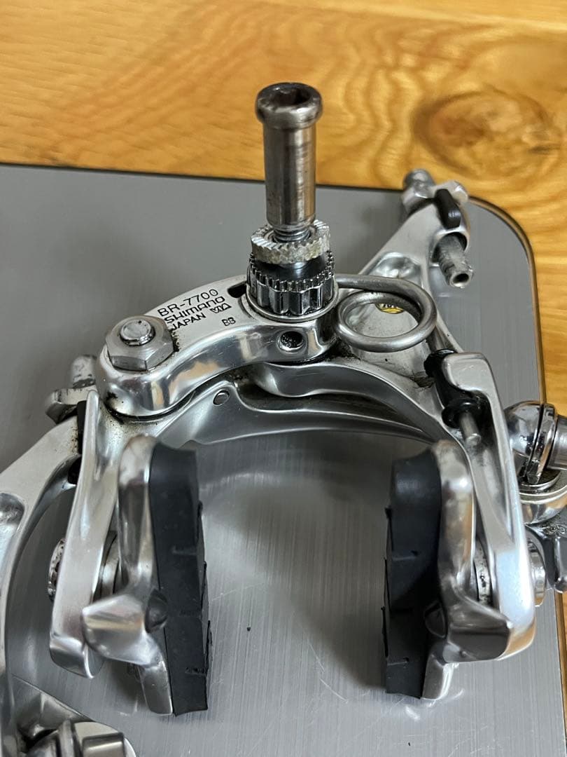 DURA-ACE BR-7700キャリパーブレーキ シルバー