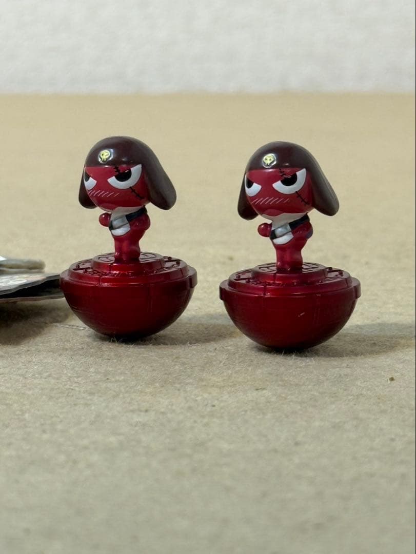 希少　ケロロ軍曹ミラーボール付キーホルダー 2種