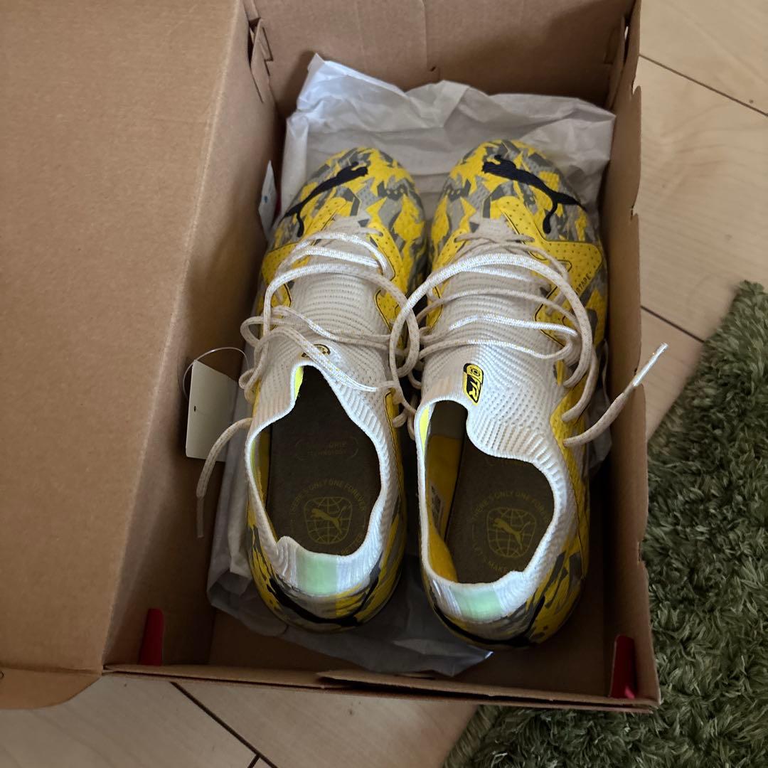 Puma イエロー迷彩 スパイク
