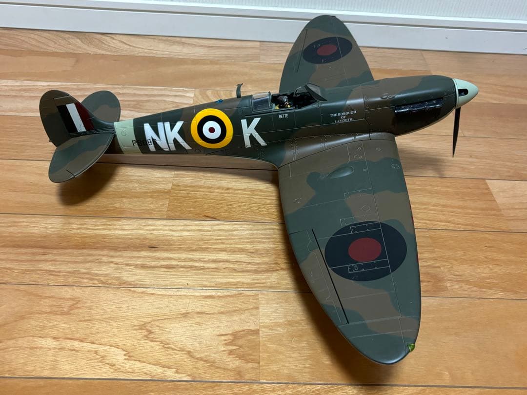 21st センチュリートイズ 1/18 スピットファイア 戦闘機 ジャンク
