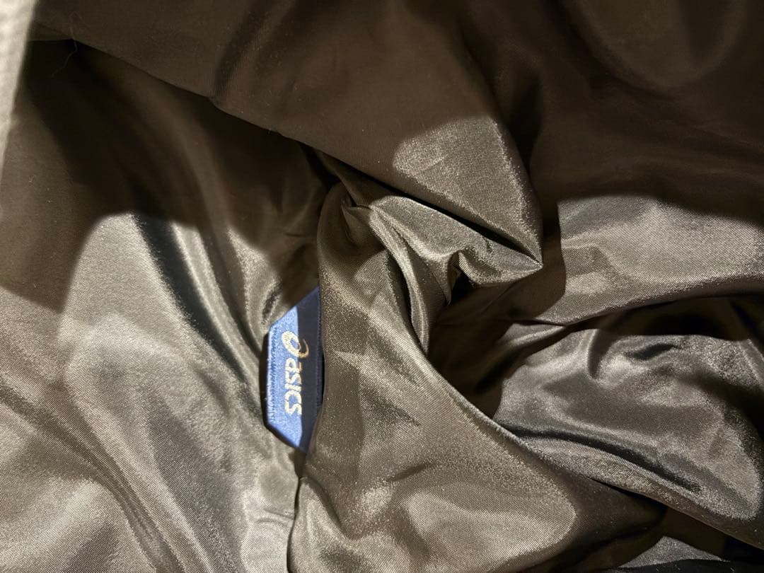 asics ベンチコート 黒　メンズM