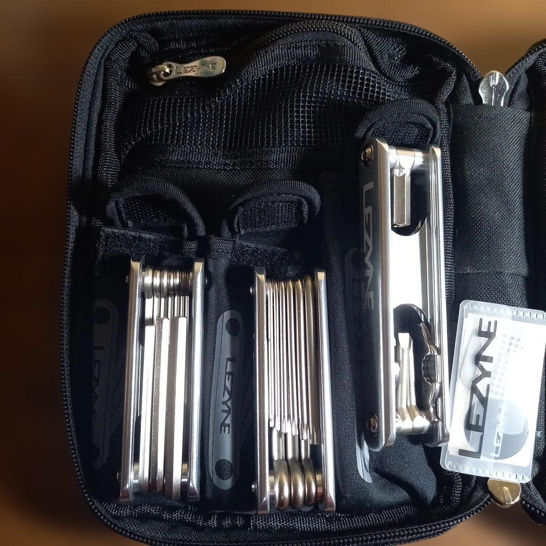 LEZYNE 工具セット