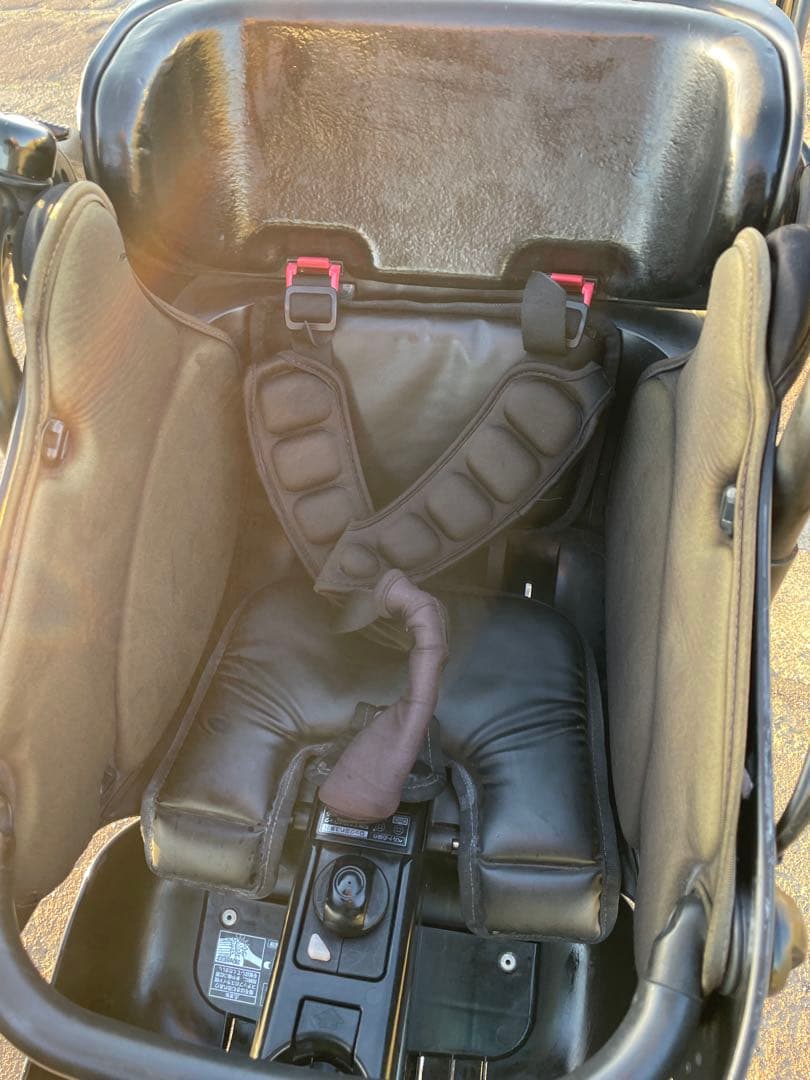 パナソニックギュットMINI 人気色黒‼️タイヤ交換済み3人乗り　子載せ電動自転車