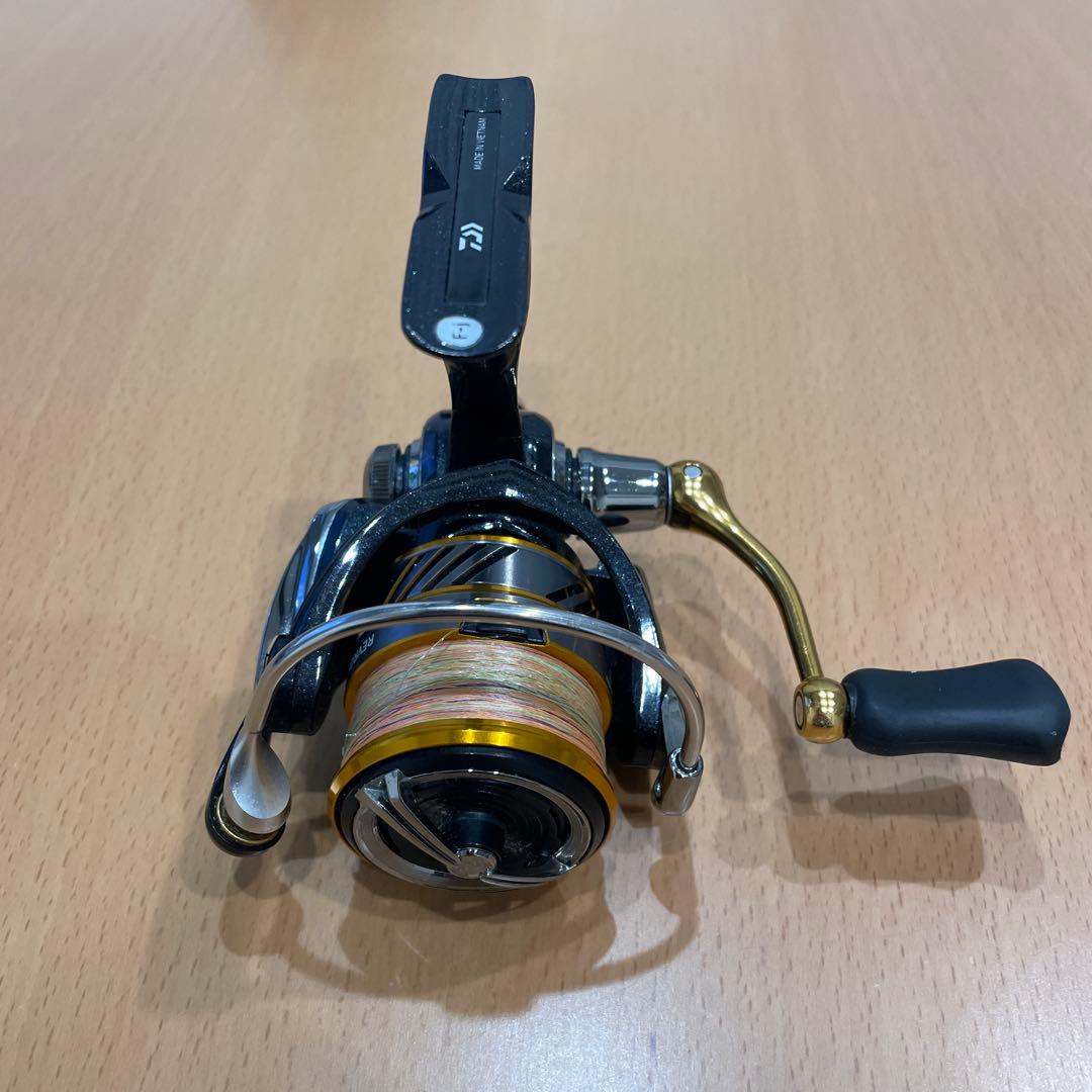 は*と様 Daiwa スピニングリール