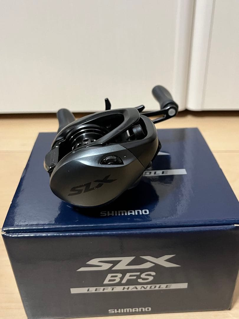 SHIMANO SLX BFS 左ハンドルリール（ノーマルギア）