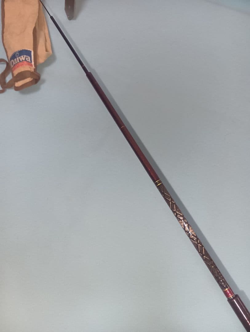 Daiwa孤水 CarboWhisker 硬調15継数5本 4.5m 振出ヘラ竿