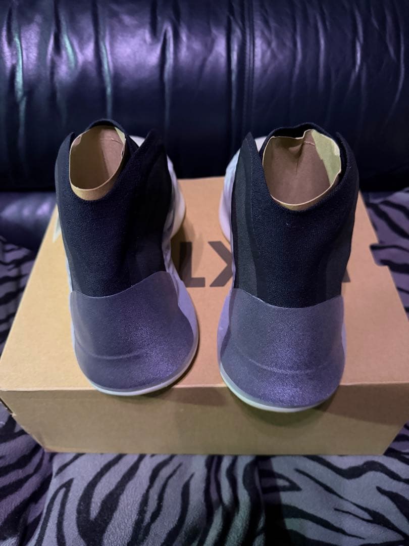 【DSM正規品】adidas Yeezy BSKTBL Quantum 27.5