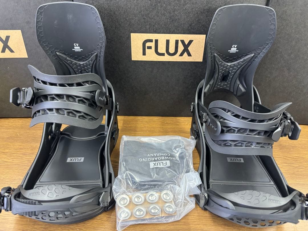 FLUX / CV / BLK / Mサイズ　新品未使用
