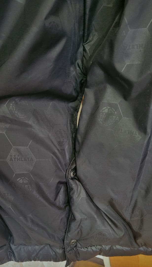 【ATHLETA】美品 ベンチコート　黒　Ｍサイズ