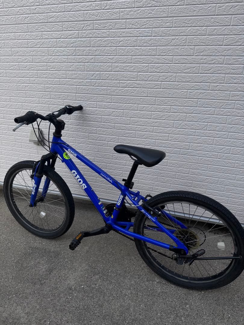 ジュニア用自転車GIOS 青21インチくらい　傷あり中古、直接手渡しのみ