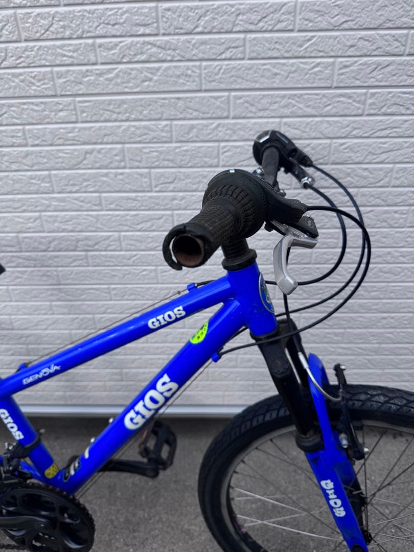 ジュニア用自転車GIOS 青21インチくらい　傷あり中古、直接手渡しのみ