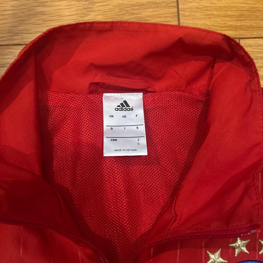 adidas バイエルンミュンヘン 15-16 プレゼンテーションスーツ再出品