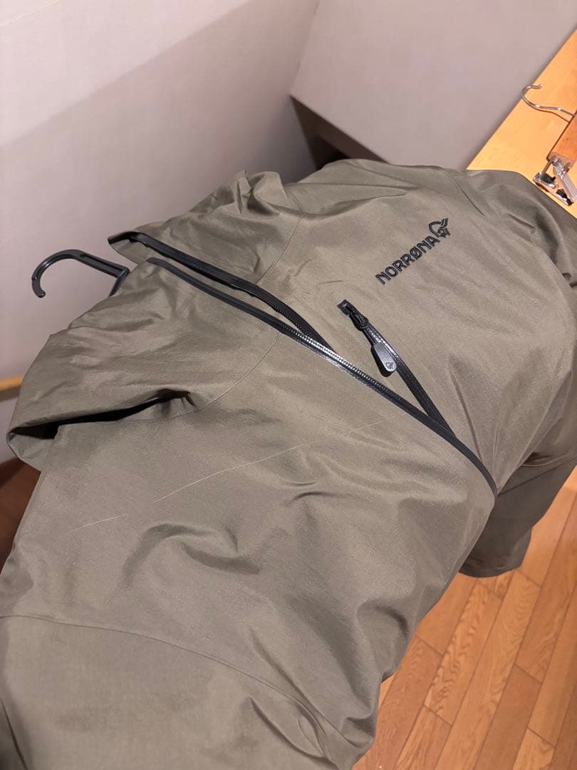 NORRONA lofoten Gore-Tex ウエアのセット(Mサイズ)