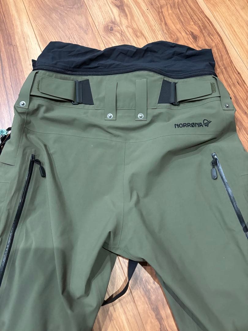 NORRONA lofoten Gore-Tex ウエアのセット(Mサイズ)