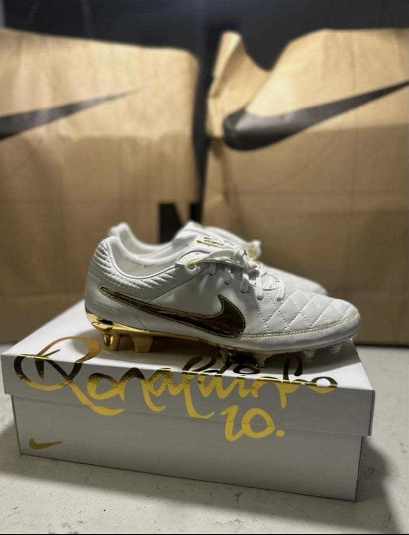 中*棋様 Ronaldinho × Nike Tiempo Legend FG