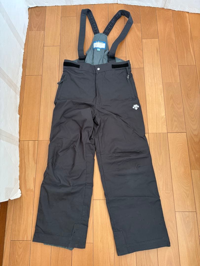 DESCENTE デサント ジュニアスキーウェア 上下 160サイズ（調整可）