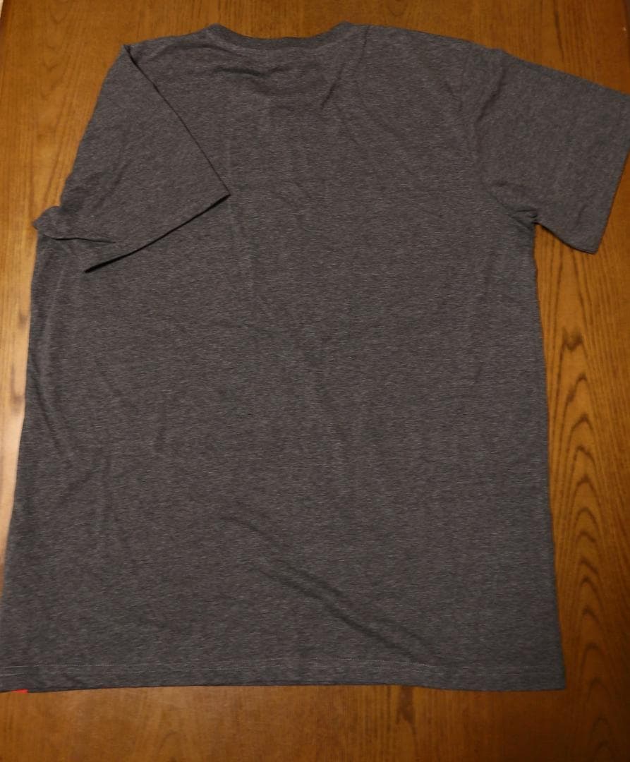 新品リヴァプール LIVER POOL 公式　THIS IS ANFIELD