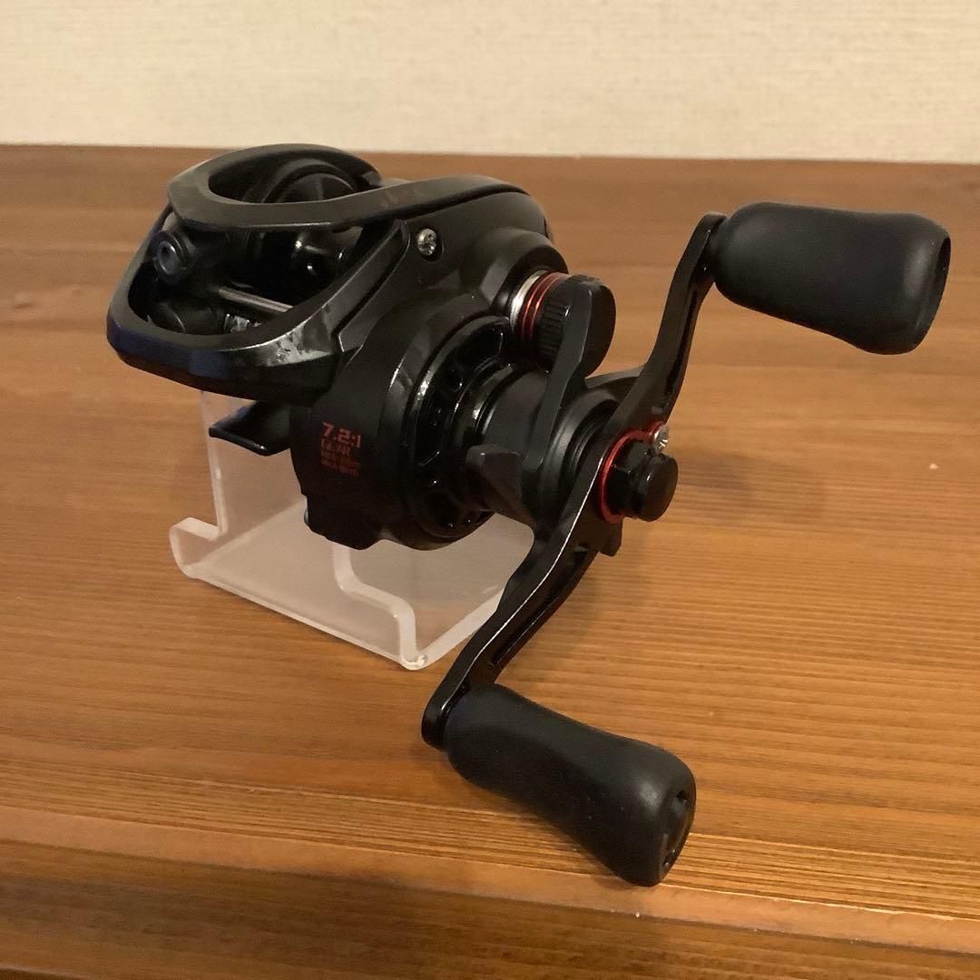 ショアジギ　ブラックバス　4ピース1.8mベイトロッド&ベイトリール　シーバス