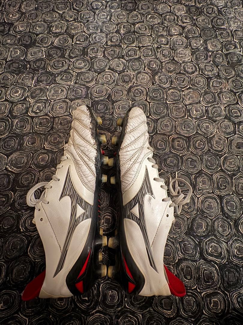 Mizuno モレリアネオ4 サッカースパイク