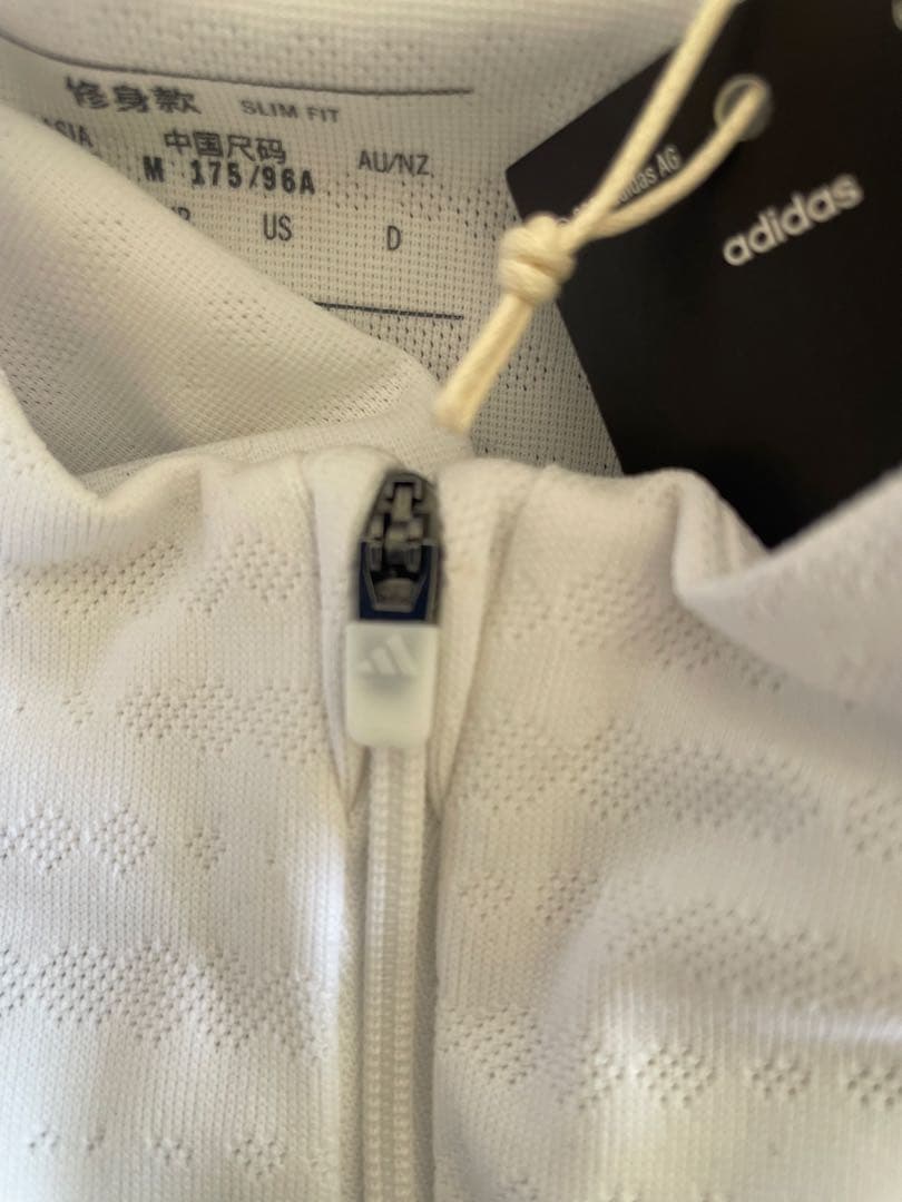 【50%OFF】adidas TIRO25 プロトレーニングトップ