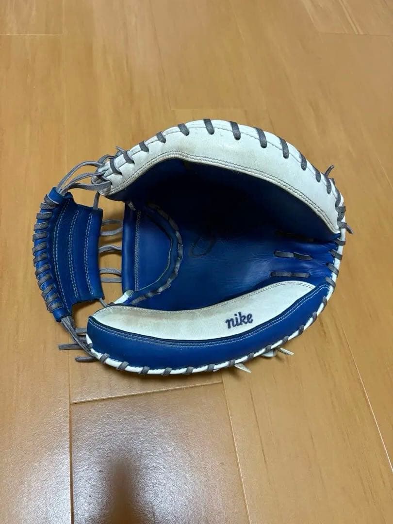 ナイキ軟式キャッチャーミット
