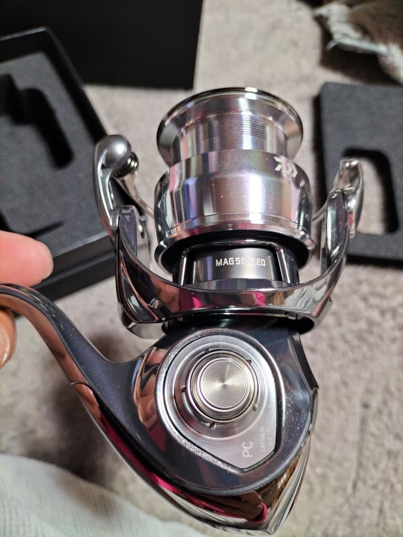 Daiwa EXIST PC LT3000-XH スピニングリール　美品