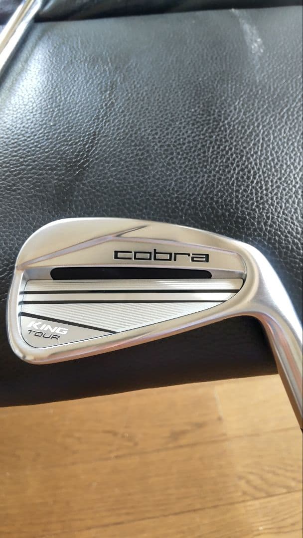 Cobra KING TOUR アイアンセット 5-9 P