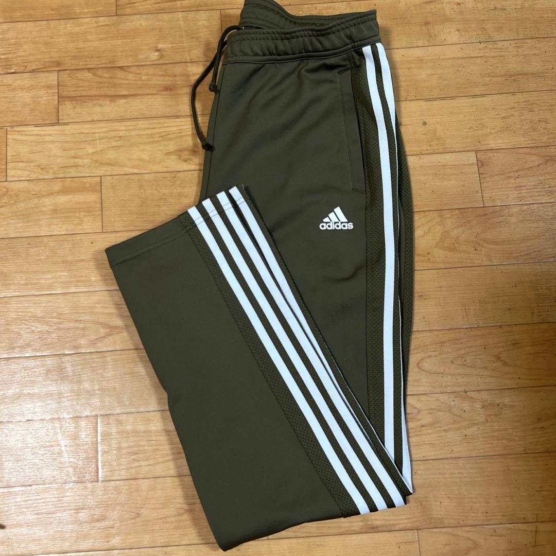 adidas セットアップ TWNTY4SVN ブラウン