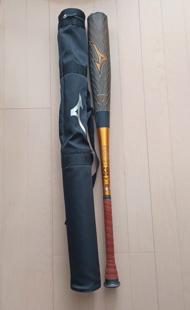 一般軟式用バットビヨンドマックスギガキング02　83cm720gトップバランス