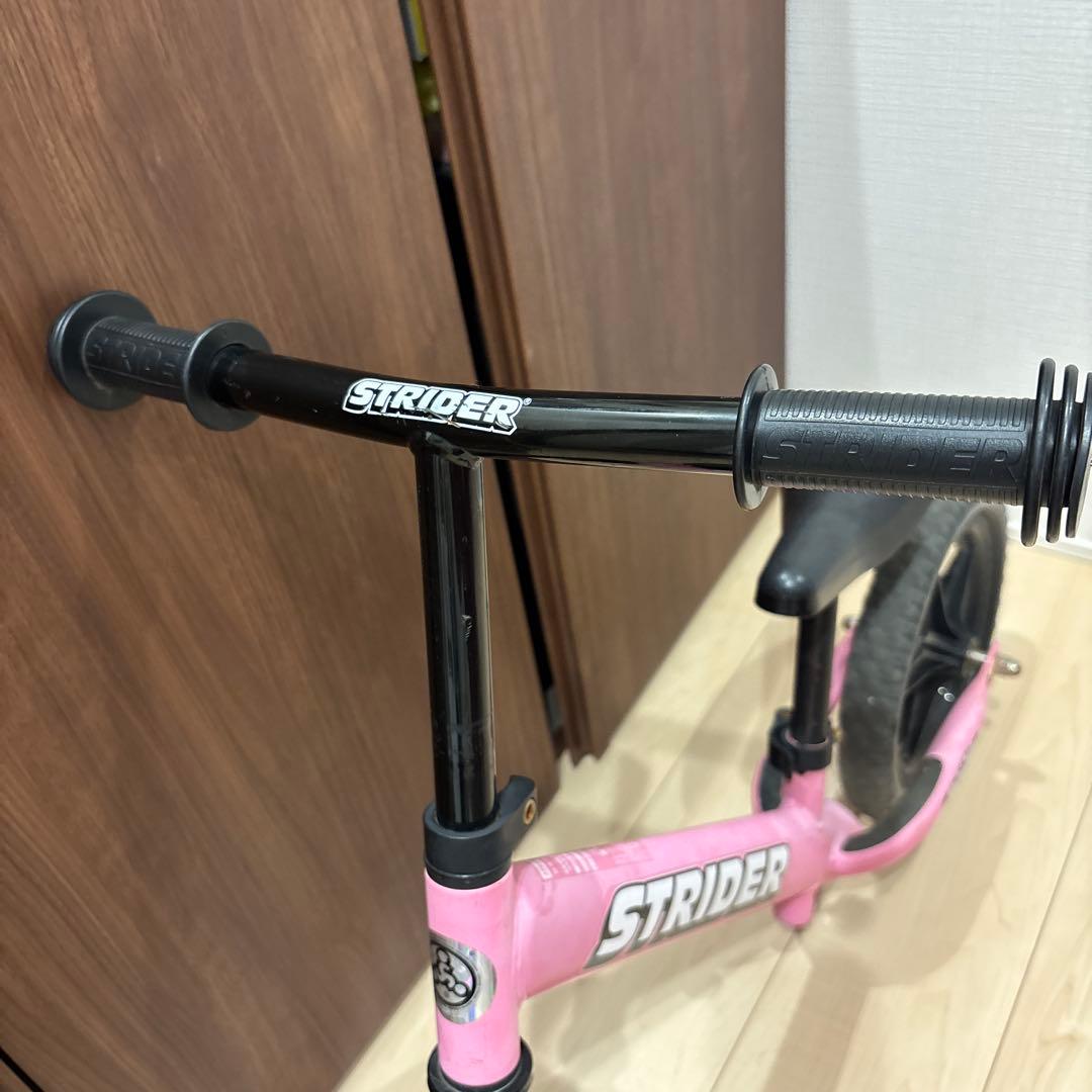 【人気】ストライダー　12インチ　STRIDER ピンク　バランスバイク　正規品