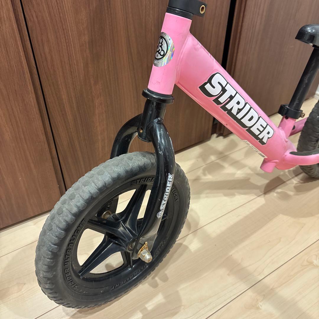 【人気】ストライダー　12インチ　STRIDER ピンク　バランスバイク　正規品