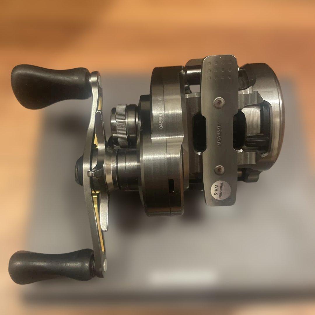 美中古 SHIMANO シマノ 23 カルカッタコンクエスト BFS HG 左