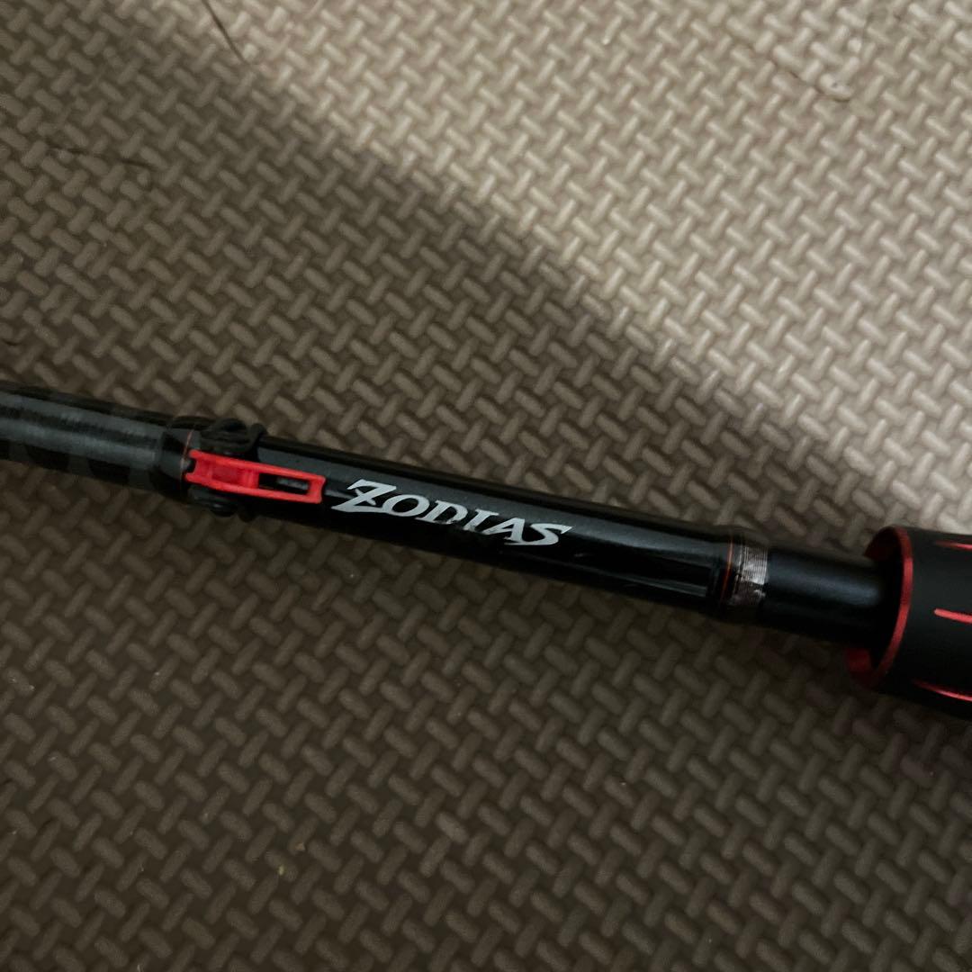 3.SHIMANO ZODIAS バスロッド 161cm