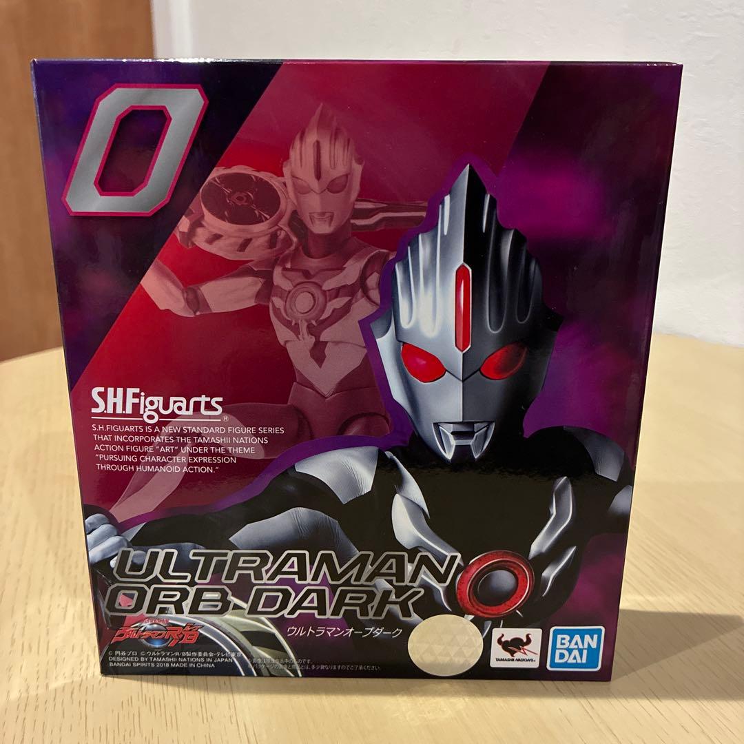 ウルトラマンオーブダーク　フィギュアーツ
