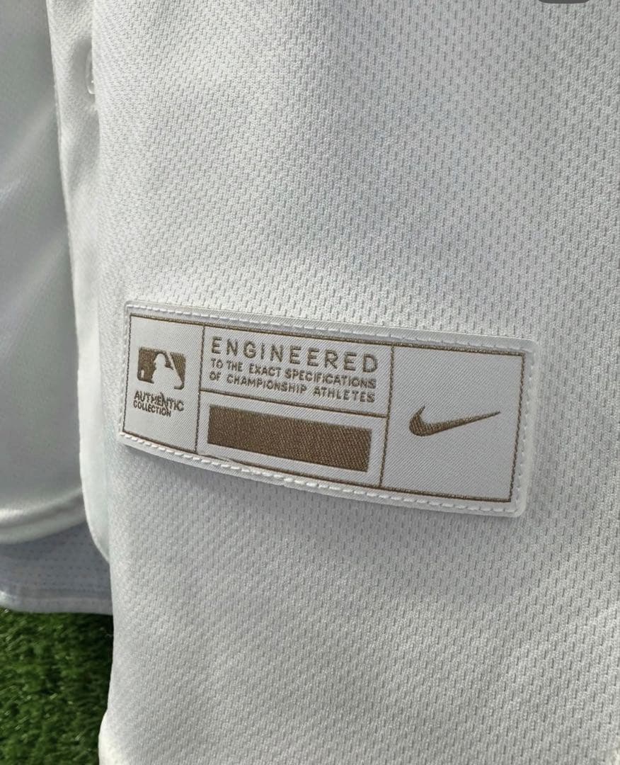 ロサンゼルス・ドジャース 2026ゴールドユニフォーム　大谷 S