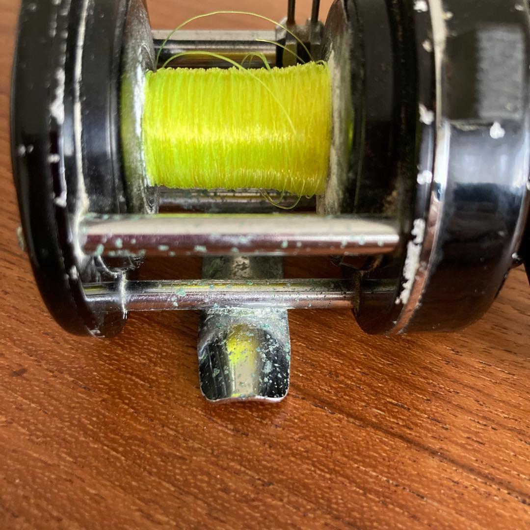 げ*ん様 ABU garcia Ambassadeur 2000 C アブ アン