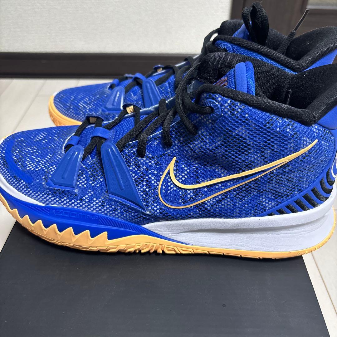 【美品】 NIKE KYRIE 7 (カイリー7) 26.5cm