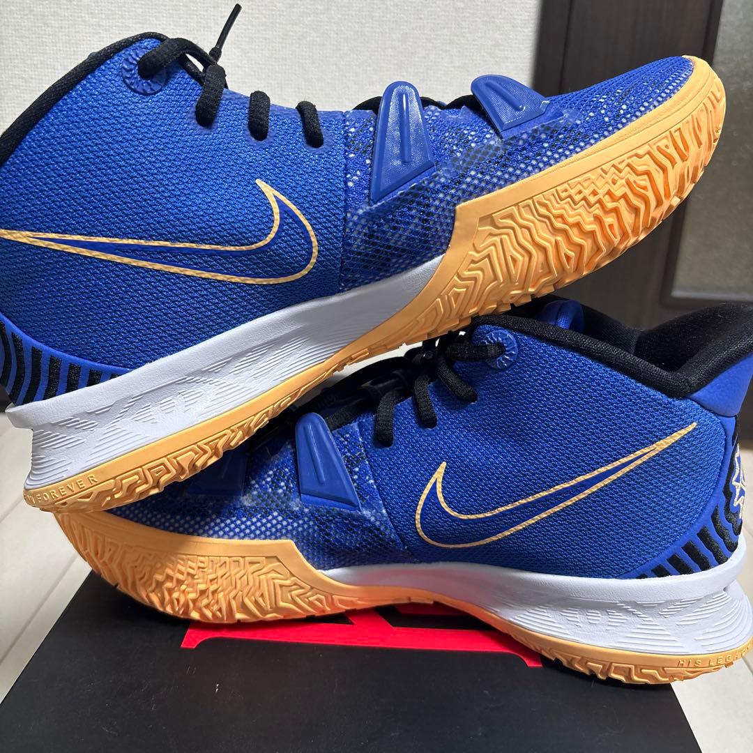 【美品】 NIKE KYRIE 7 (カイリー7) 26.5cm