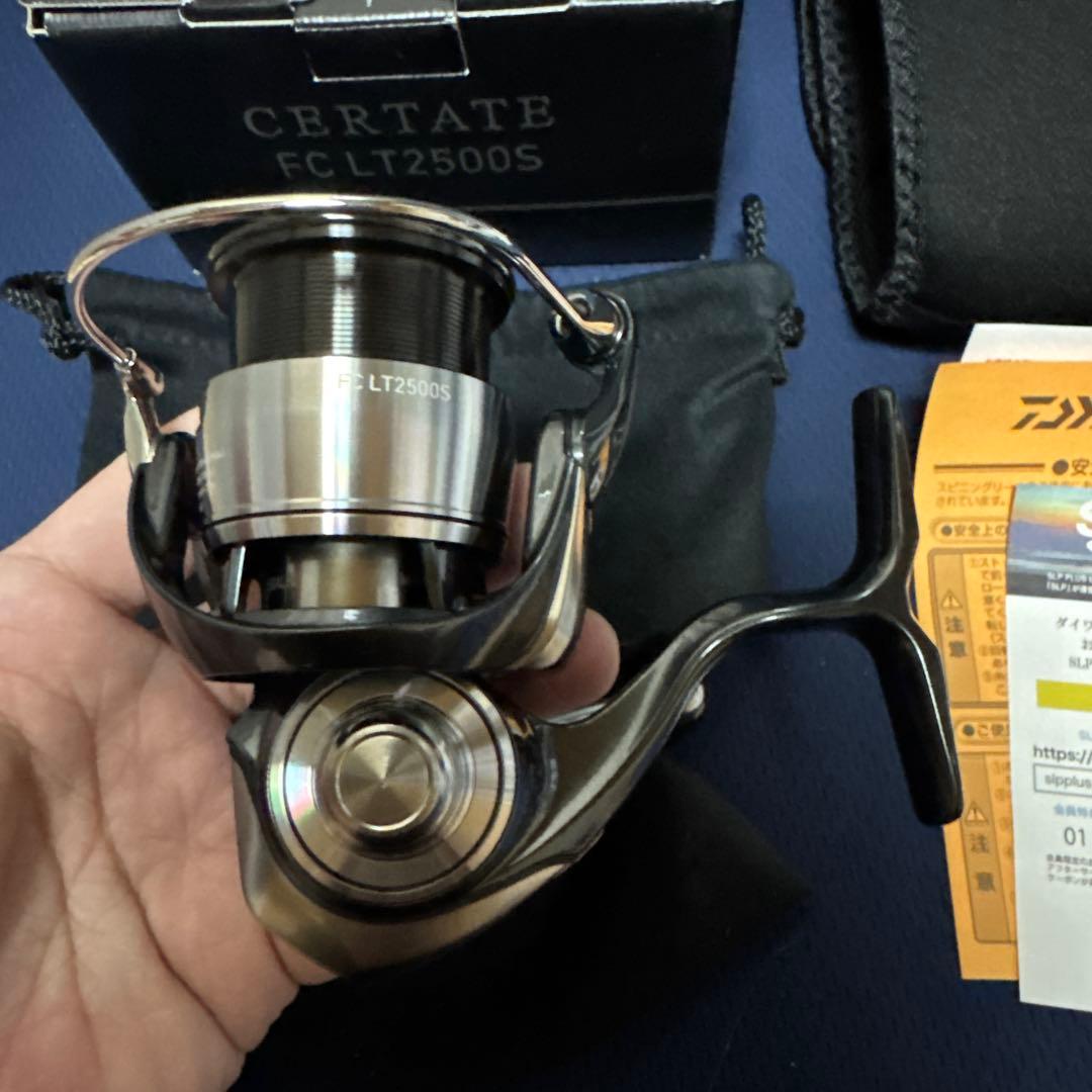 リール 24CERTATE FC LT2500S