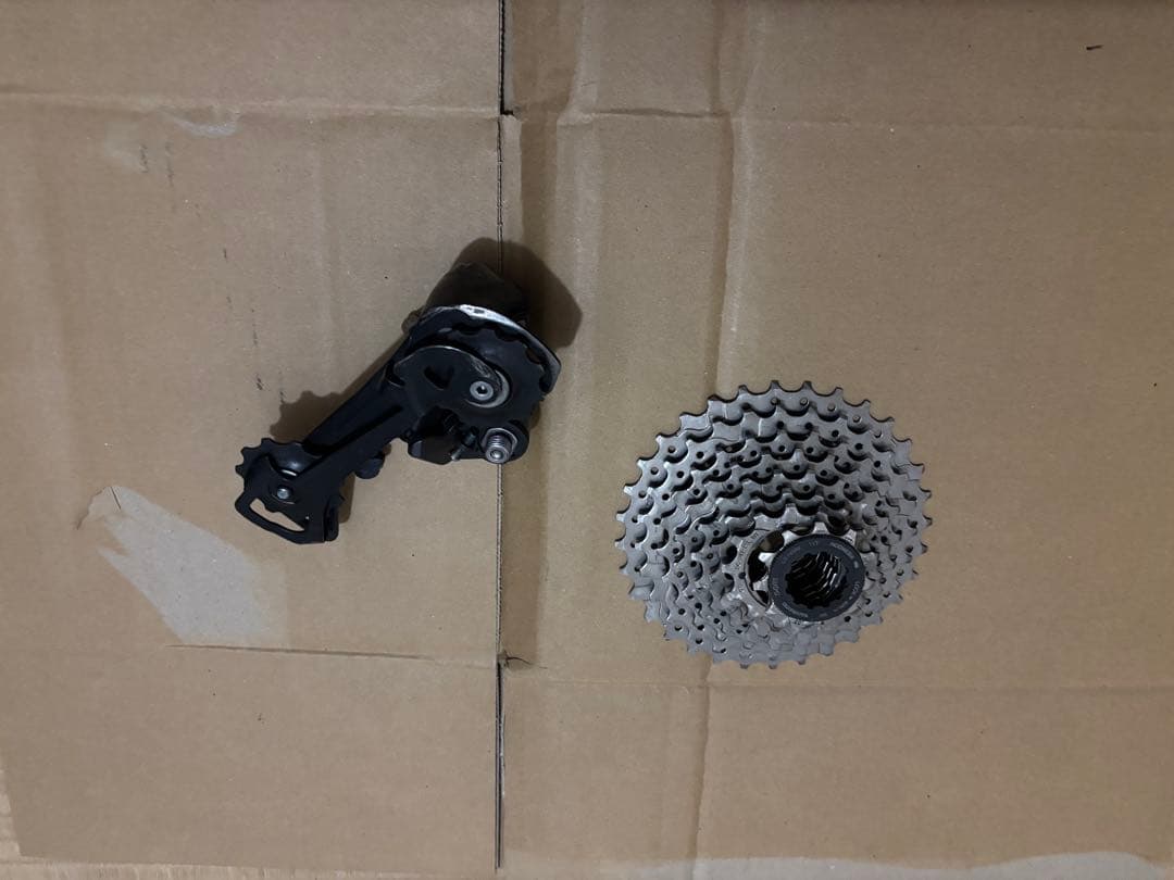 Shimano 3x8速 claris コンポーネントセット