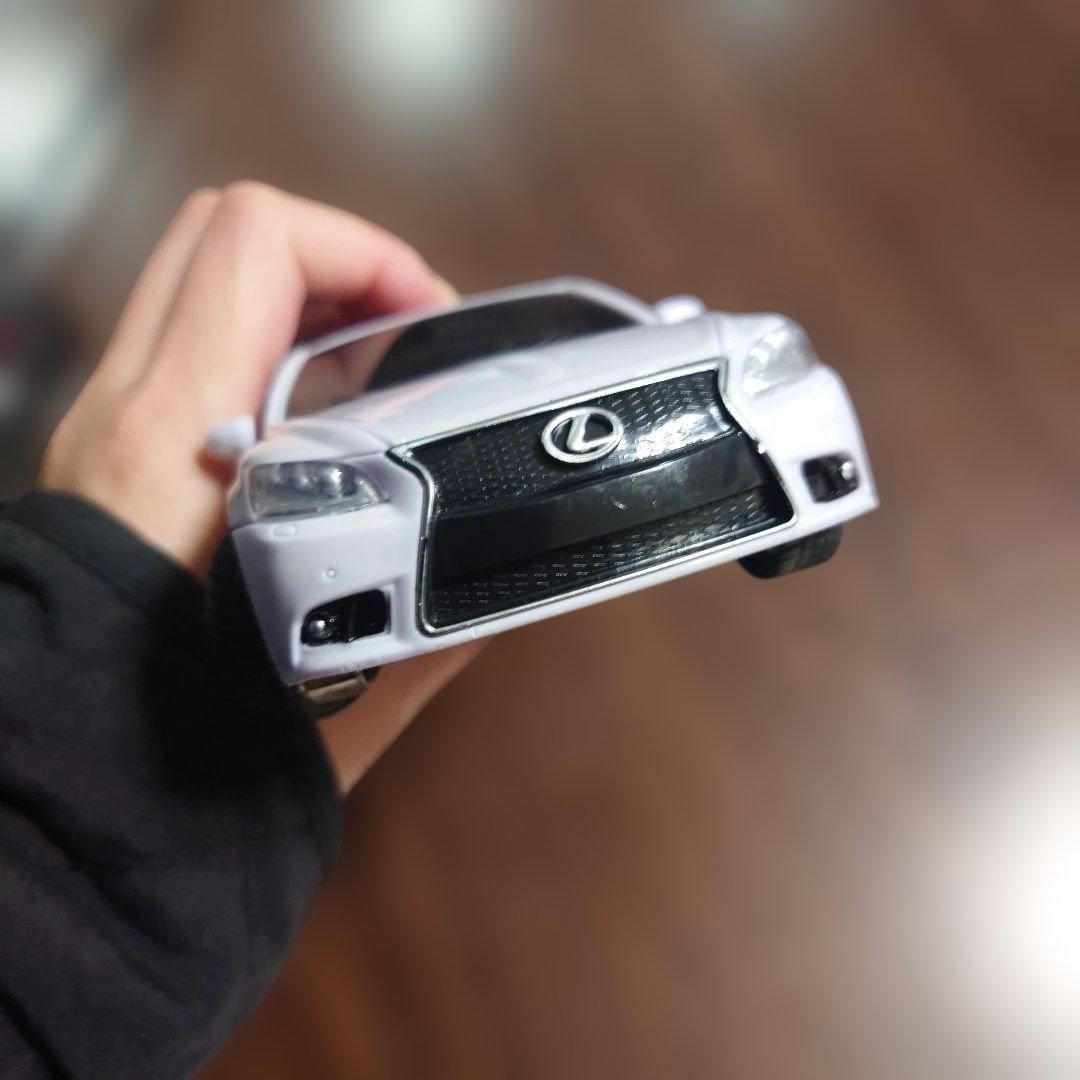 LEXUS　ラジコンカー　ホワイト