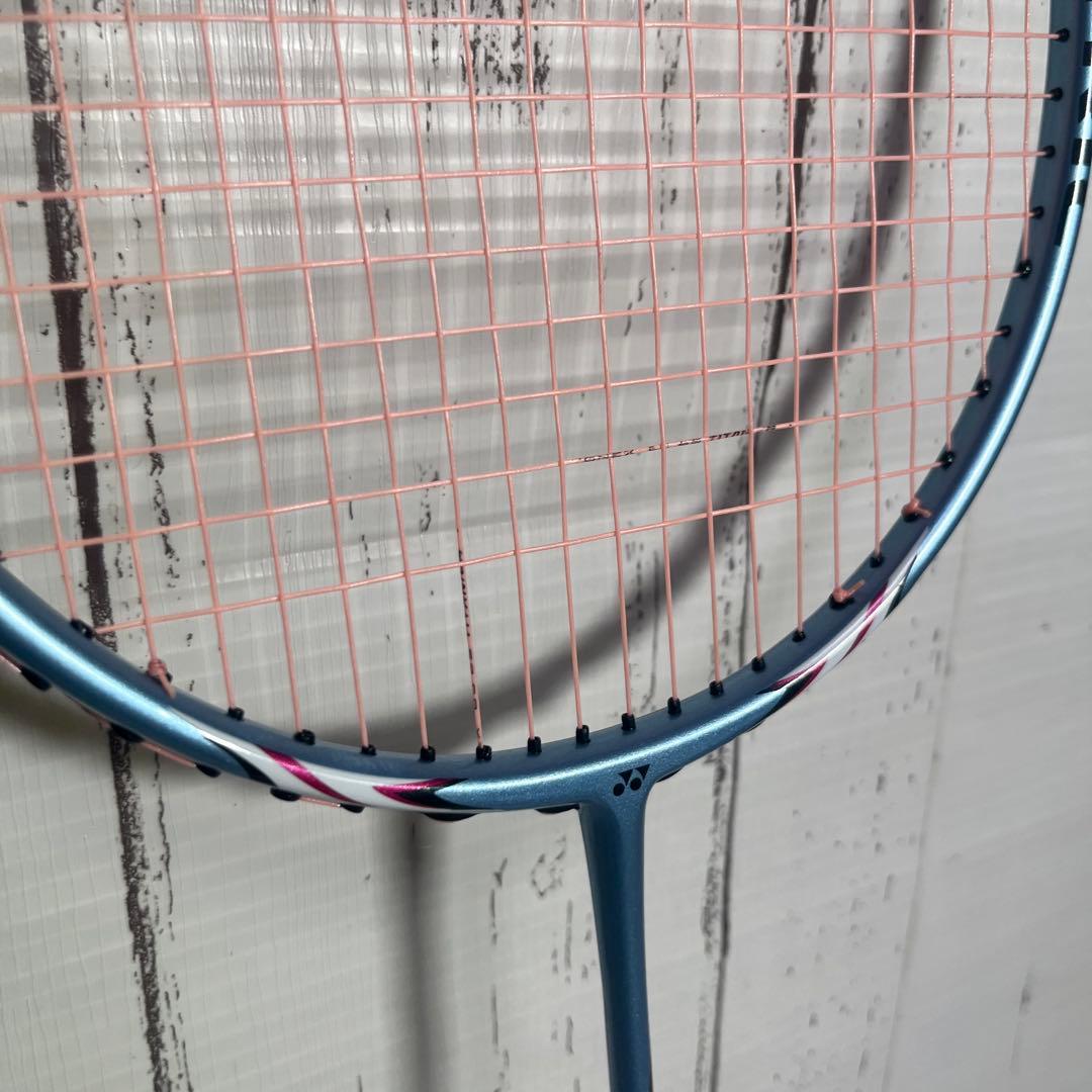 YONEX バドミントンラケット VOLTRIC30 水色グリップ　5UG5