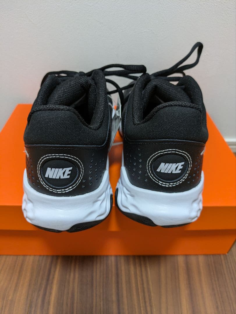 NIKE　ナイキ フライ バイ MID 3 バスケットボールシューズ 　バッシュ
