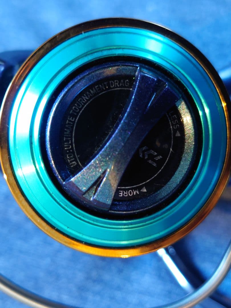 USED Daiwa Emeraldas MX 2508PE-H スピニング