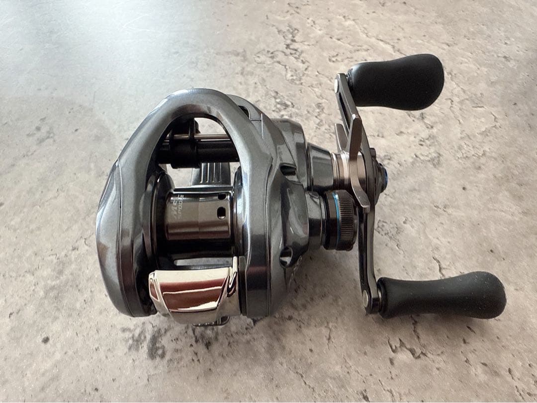 シマノ SLX DC XT 70XG 右ハンドル ベイトール