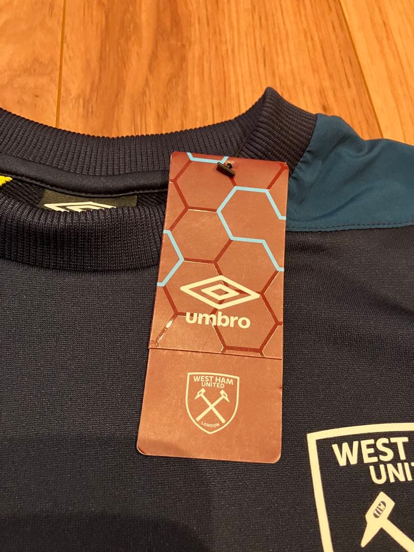 ウエストハムUMBRO スウェット新品タグ付 アンブロ　プレミアムリーグ
